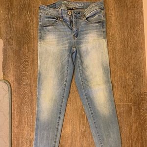 American eagle skinny jeans light wash